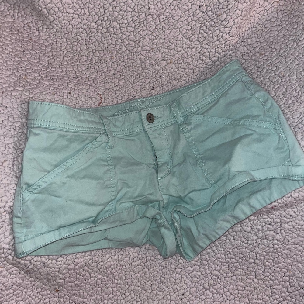 Cute turquoise small size shorts for the beach!